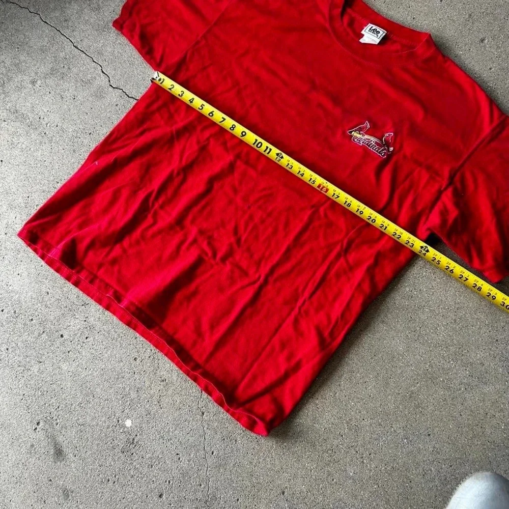 Vintage late 90s/2000s St. Louis cardinals Lee sport red embroidered  Tshirt - Picture 5 of 5